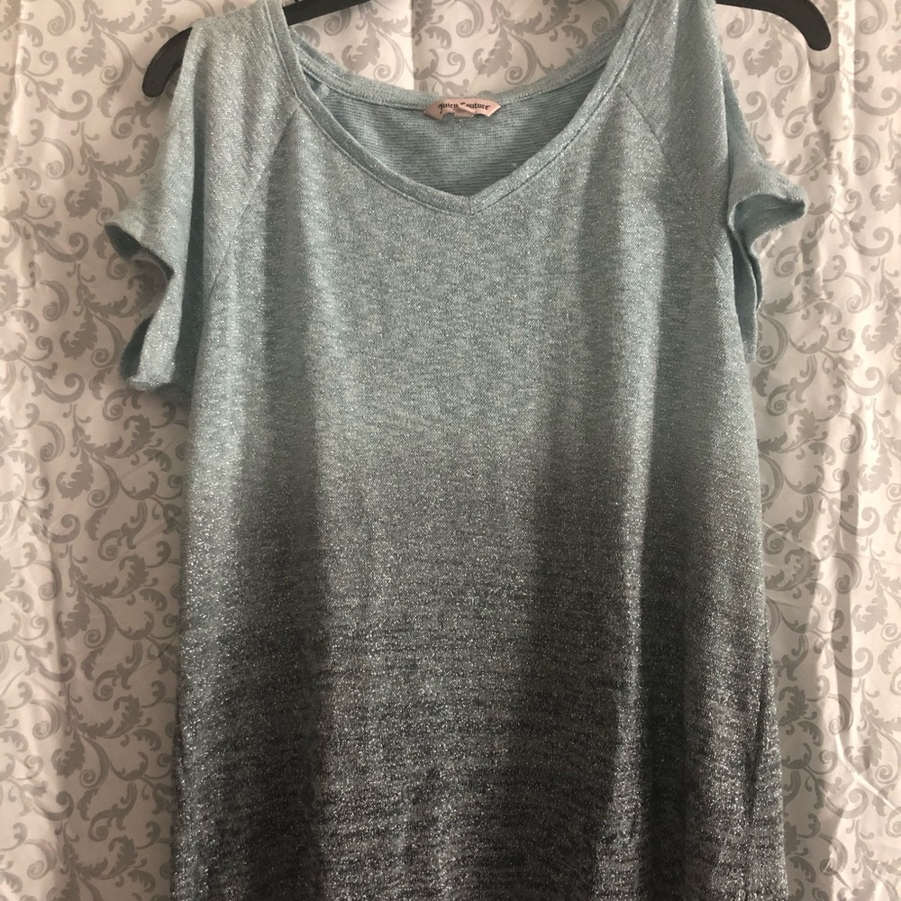 Cold shoulder short sleeve sweater